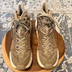 HOKA Men’s Anacapa Mid GORE-TEX Hiking Tan Shoes